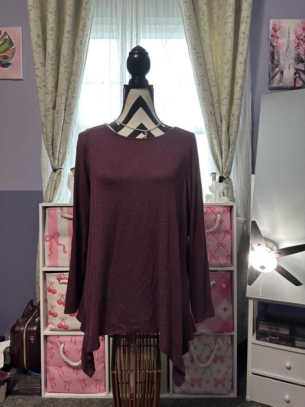 Belle by Kim gravel Long Sleeve Swing Top in Plum S